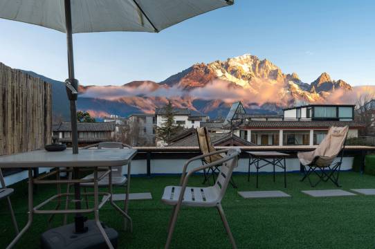 云在南端・雪域云端・茶文化|日照金山|360°观景别院(白沙古镇店)图片