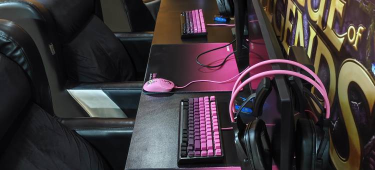 五原博盛电竞主题酒店图片