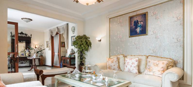 Urbanview de’ Dharmawangsa Suite图片