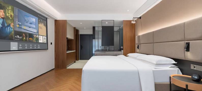 遇见你极简民宿(常州新北万达店)图片