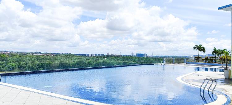 Bayu Marina -- Bathtub, 5 mins to Mid Valley #2pax by Cowidea图片