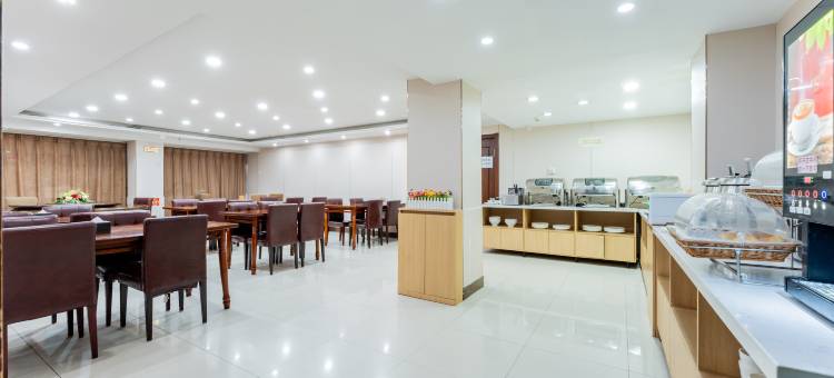 巢谷酒店(长春卫星广场市政府店)图片