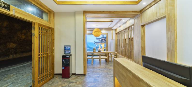 云亭依山精品民宿(西江千户苗寨店)图片