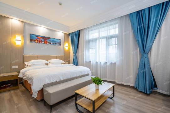 武房楚艺术品酒店(湖北省博物馆中南医院地铁站店)