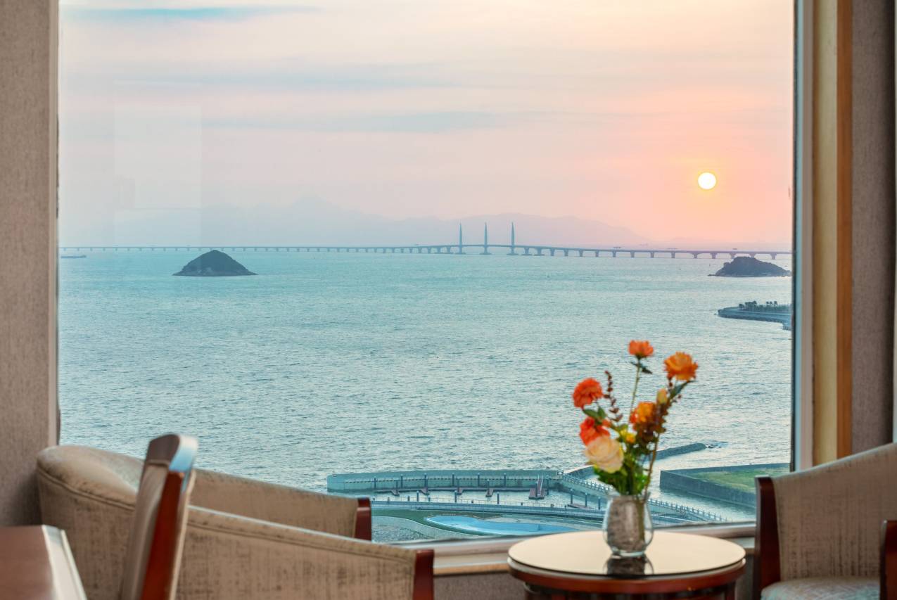 珠海怡景湾大酒店(情侣路海滨泳场店)图片