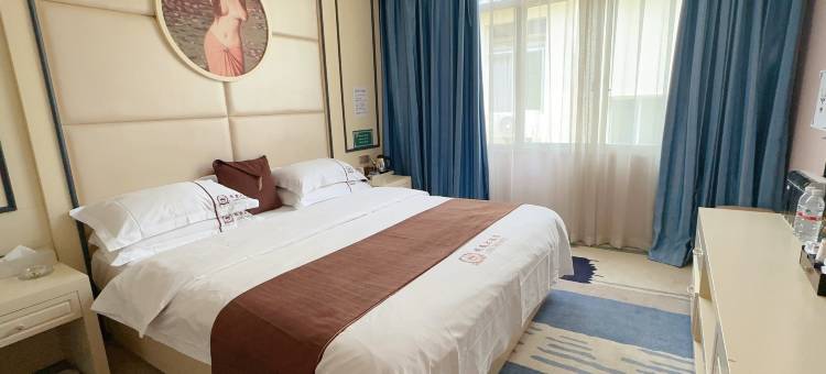 昭通龙庭大酒店(望海文化公园凤凰山森林公园店)图片