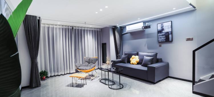LY·Hotel·LY轻奢loft公寓酒店(王城公园九都路店)图片