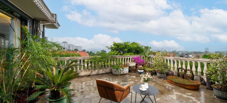 荷塘月色·江滨宿(南宁市隆安县江滨公园店)图片