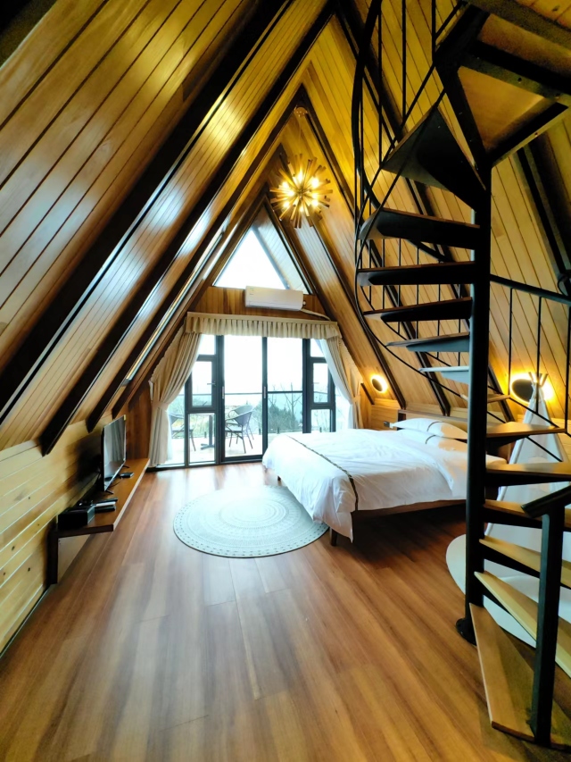 Flowery Forest Hotel Over view