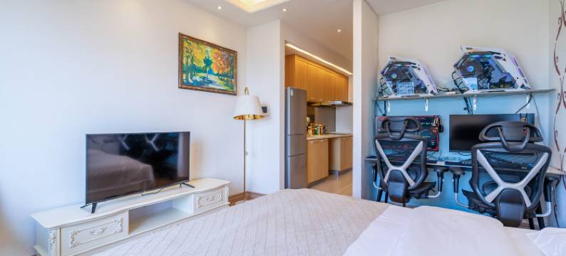 穿越者电竞酒店(大连和平广场店)图片