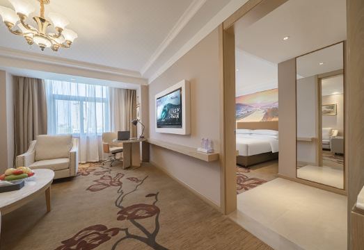 Vienna Hotel (Taicang Shaxi Ancient Town) Hotel Overview