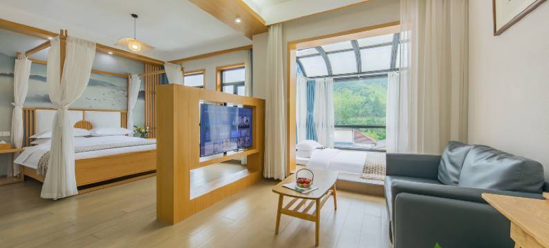 若灵家·溯溪星空泳池亲子度假galaxy美宿(余村两山店)图片