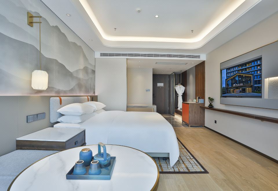 Hangzhou Lin'an Maison New Century Hotel Hotel Overview