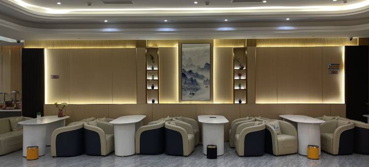 如家·UP华驿精选酒店(武清高铁站中信广场店)图片