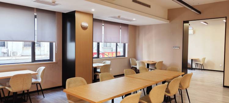 朵朵酒店公寓(义乌国际商贸城三挺路夜市店)图片