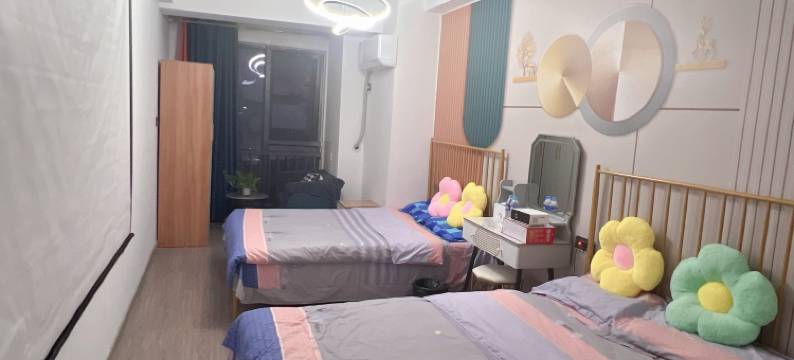 壹叁壹肆民宿(南京万达茂店)图片