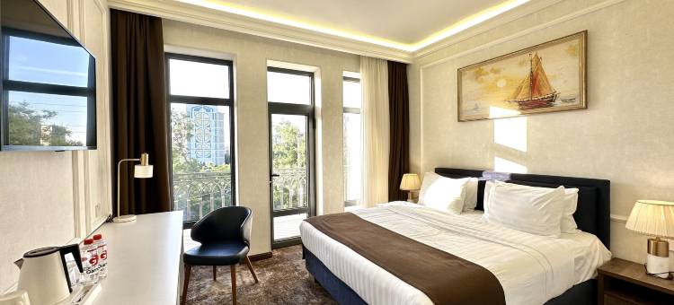 石榴石酒店(Garnet hotel)图片