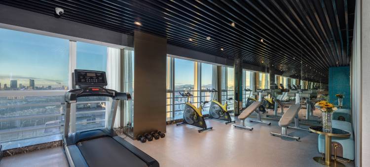 锦江都城酒店(昆明和谐广场霖雨桥地铁站店)图片