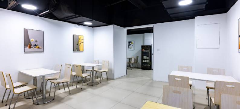喆途商务酒店(石家庄南三条步行街勒泰中心店)图片