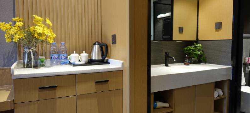 乐芃轻舟酒店(天津火车站津湾广场店)图片