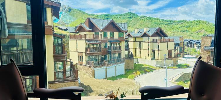 阿勒泰一念山涧民宿(将军山国际滑雪场店)图片