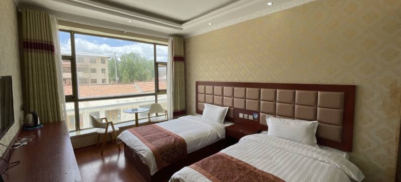 碌曲皓玥宾馆图片