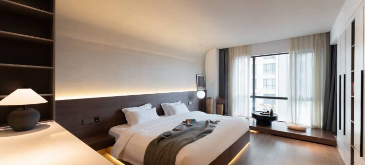 瑞恩民宿酒店(洛阳牡丹广场地铁站万达广场店)图片