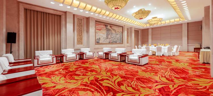 武汉融通中南花园酒店(街道口中南路地铁站店)图片