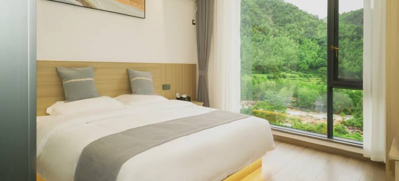 武夷山大安源黄角潭森林人家图片