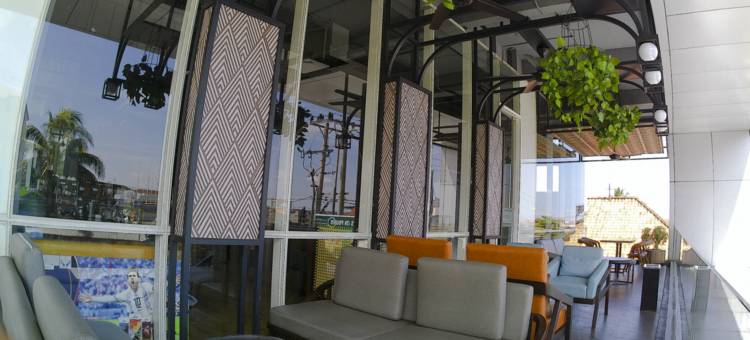 占碑克本杰鲁克卢米诺WH酒店(Luminor Hotel Jambi Kebun Jeruk by WH)图片