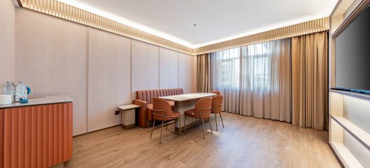 汉庭酒店(鄂尔多斯乌审旗汇丰绿源农贸市场店)图片