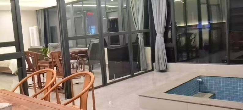 星河畔温泉(河源东源黄村店)图片