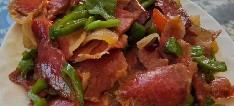 诺邓古村复甲山居图片