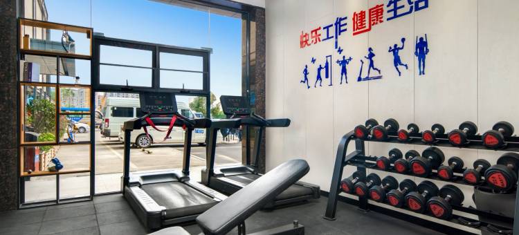 凯里亚德酒店(广州白云国际机场人和地铁站店)图片