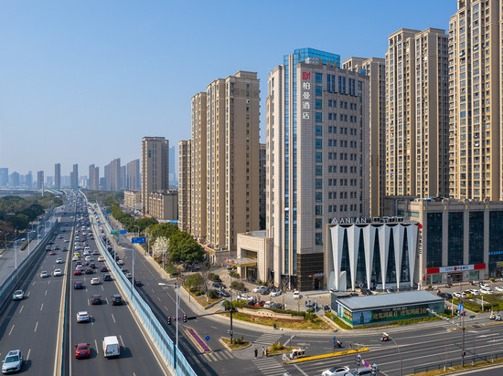 柏曼酒店(无锡长江北路太湖花园地铁站店)