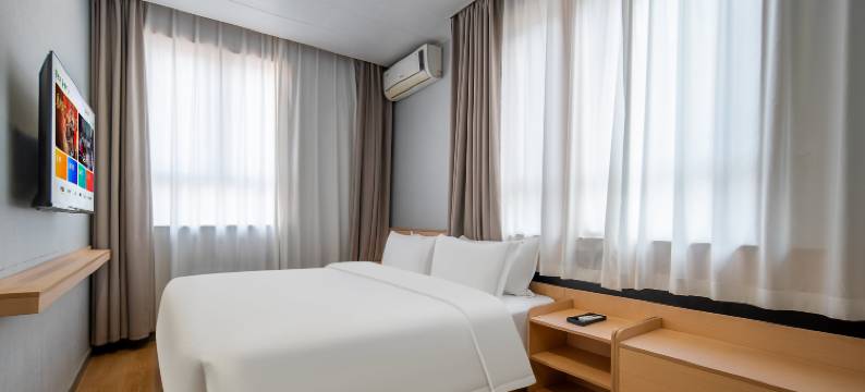 武汉汐源酒店(江汉路步行街江汉路地铁站店)图片