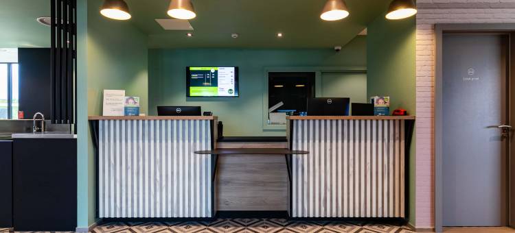 阿尔萨斯塞莱斯塔住宿加早餐酒店(B&B Hotel Sélestat Centre-Alsace)图片