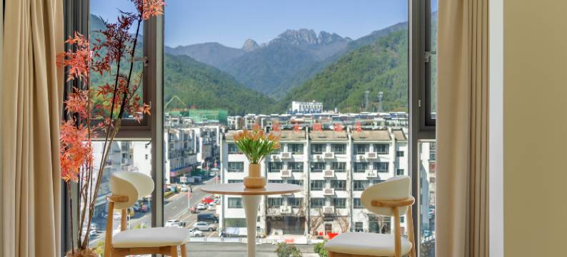 漫山云隐酒店(黄山风景区南大门店)图片