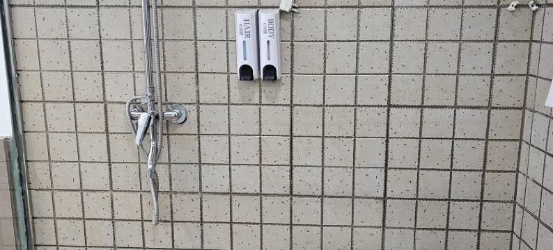 燕巢商务宾馆(吉大一院店)图片