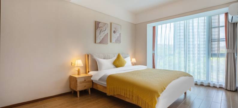 抚仙湖慢雲度假民宿(澄江化石地博物馆欢乐大世界店)图片