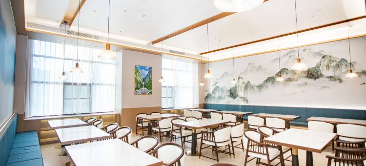 奇楼酒店(七十二奇楼高铁站店)图片