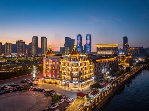 hotel overview picture