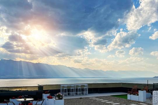 安屿Seaview·日落山海180度全海景度假民宿(大理洱海店)图片