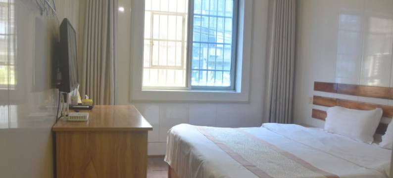 隆昌如逸快捷宾馆(东门广场店)图片