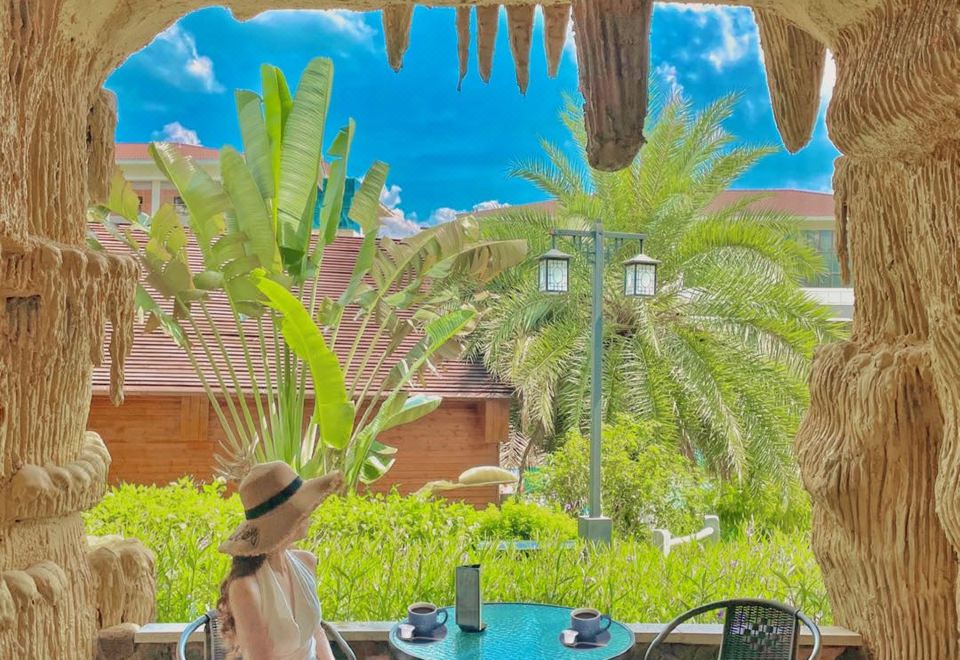 Sanying Spa Resort HotelHotel Overview