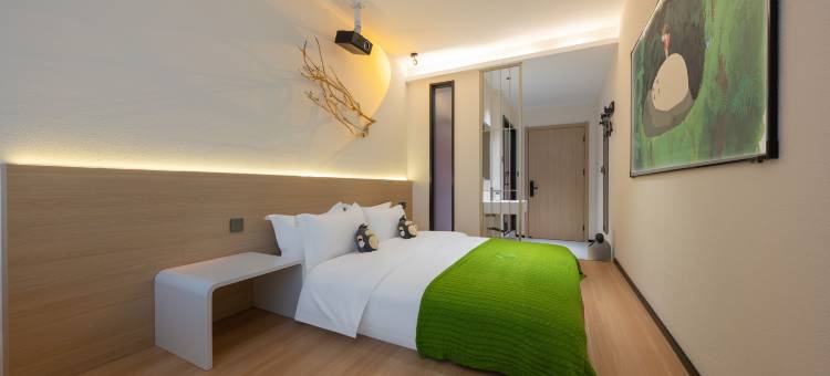 云栖观影酒店(济宁万达广场店)图片