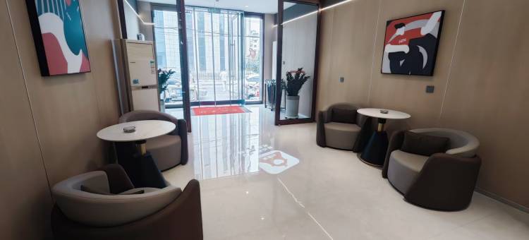 骏怡酒店(百盛购物中心店)图片