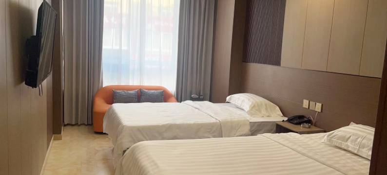 聚富温泉洗浴酒店(聚富中央花园店)图片