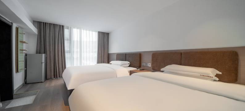 艺间·隐世酒店(南京火车站红山动物园店)图片