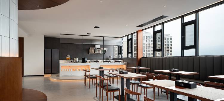 音乐酒店(张家界慈利火车站店)图片